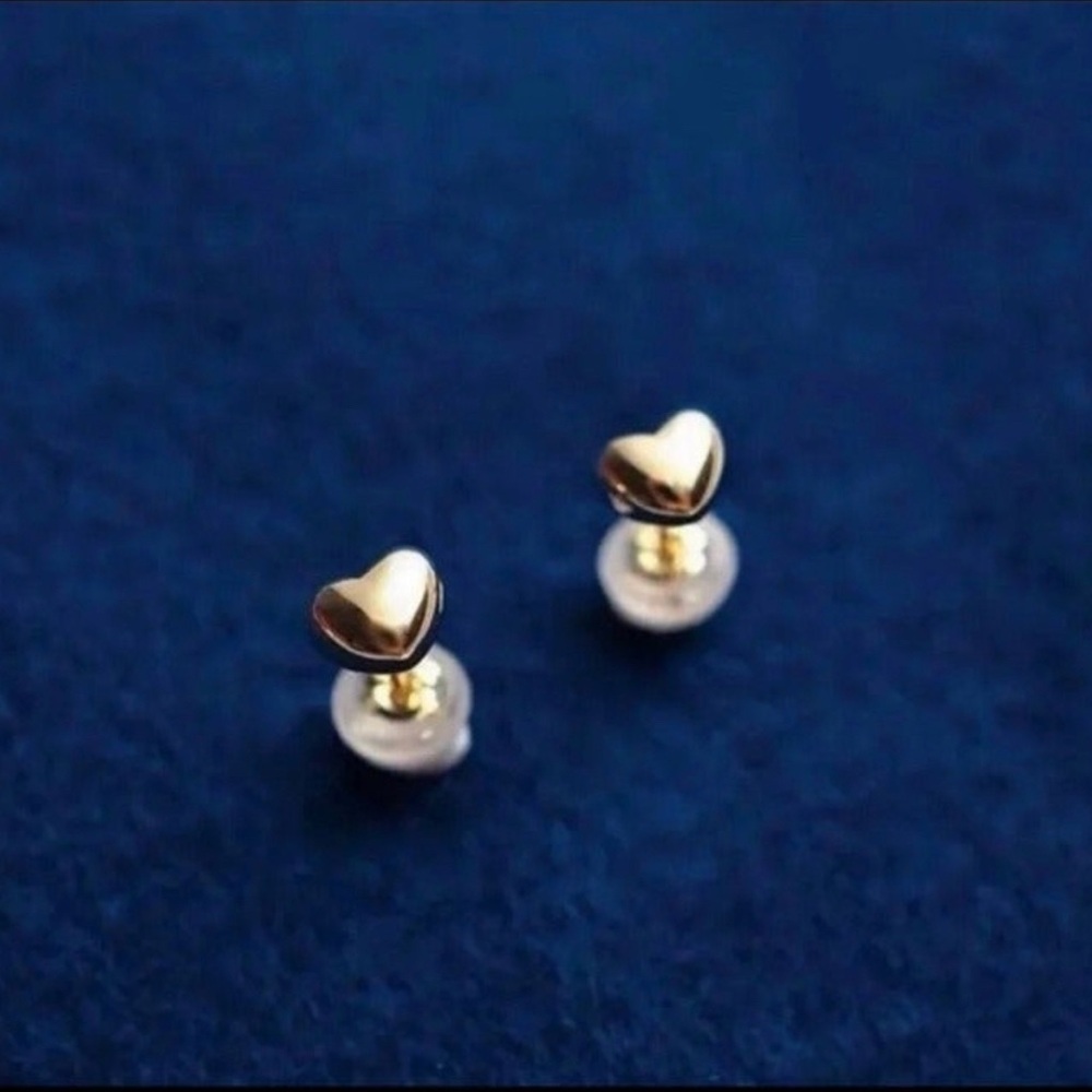tiny Rose Gold AU750 Tiny Heart Stud Earrings